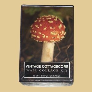 NWOT Wall Collage Kit Poster Cards